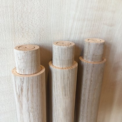 Turned wooden furniture legs